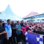 Semarak HUT Palembang, Ratu Dewa Buka Roadshow Jalan Sehat PALTV, Diikuti Ribuan Peserta