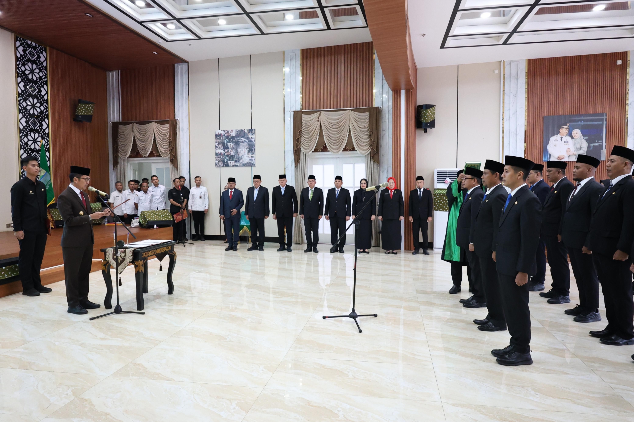 Lantik Pejabat Eselon 2, 3 dan 4, Ratu Dewa Harapkan Adanya Percepatan Program Pemerintah