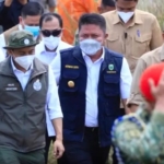 Ratu Dewa Dampingi Menko Polkam Tinjau Posko Karhutla di Kertapati